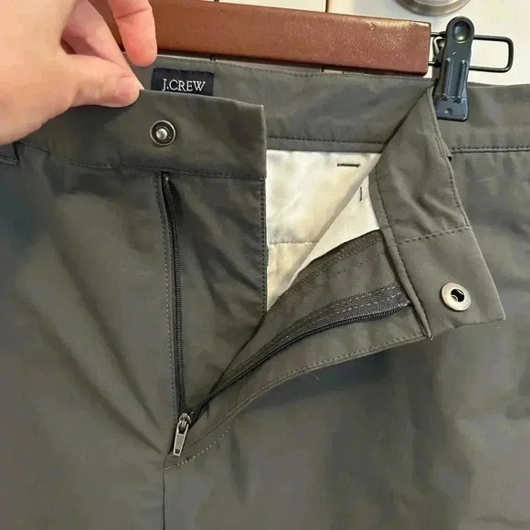 J.Crew Factory 9" Tech Shorts Grey Moisture Wicking Stretch - Picture 4 of 7